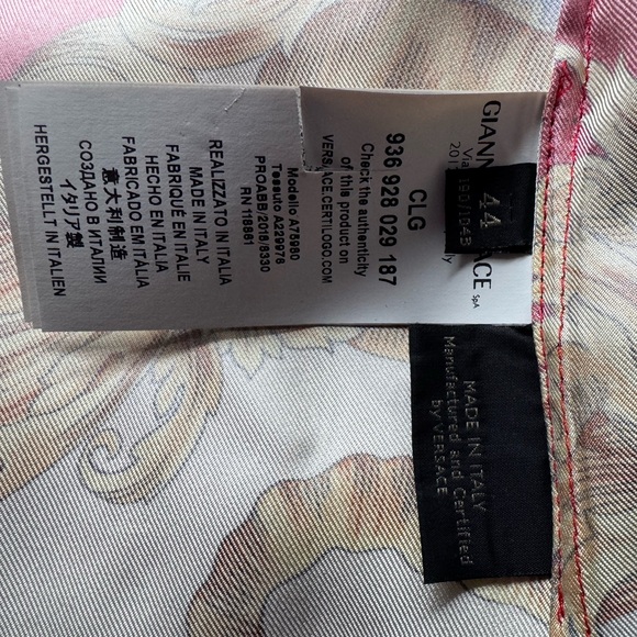 Versace silk printed shirt - Picture 5 of 6